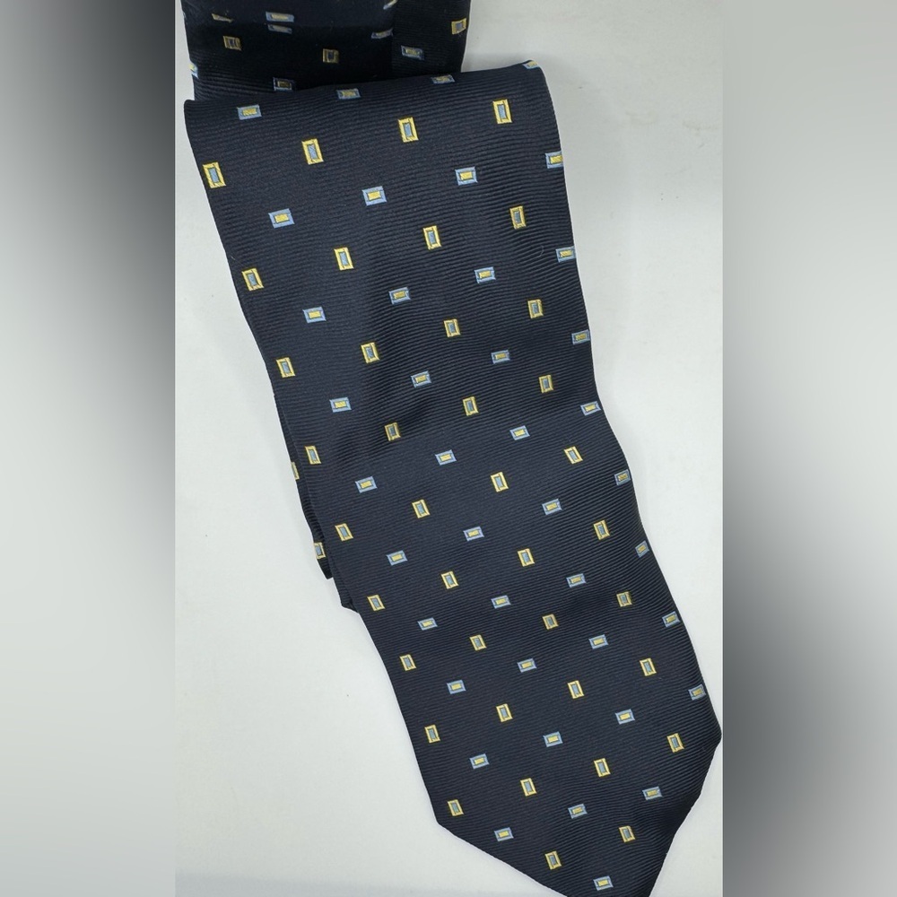 Brooks Brothers Mens 100% Silk Dark Blue Necktie